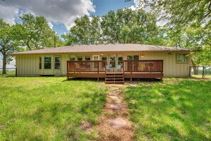 House (3 Bedrooms) | Interior - Peaceful Garden City Getaway w/ Grill & Fire Pit (Garden City)