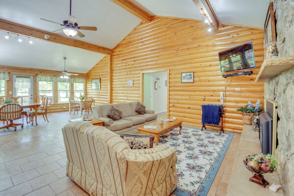 Hus (3 Bedrooms) | Innvendig