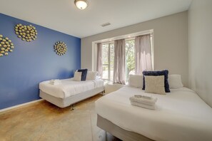 House (5 Bedrooms) | Interior