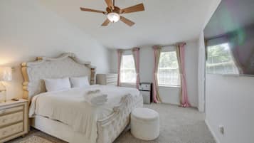 Rumah (6 Bedrooms) | Interior