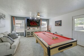 House (6 Bedrooms) | Interior