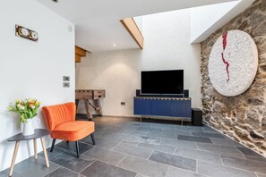Interior - Architecturally designed fishing warehouse conversion (Newlyn)