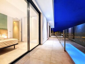 4 chambres, fer et planche à repasser, Wi-Fi gratuit, draps fournis