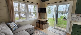 Mini Sota - New Tiny House in located at family-friendly Riverside Resort.