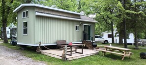 Exterior - Mini Sota - New Tiny House in located at family-friendly Riverside Resort. (Richmond)