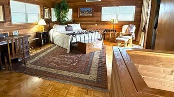 1 chambre, bureau, fer et planche à repasser, Wi-Fi gratuit