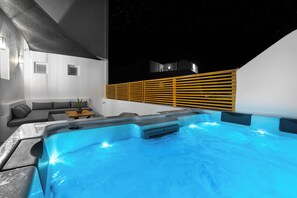 Căn hộ Deluxe, ban công, quang cảnh núi | Bồn tắm spa riêng