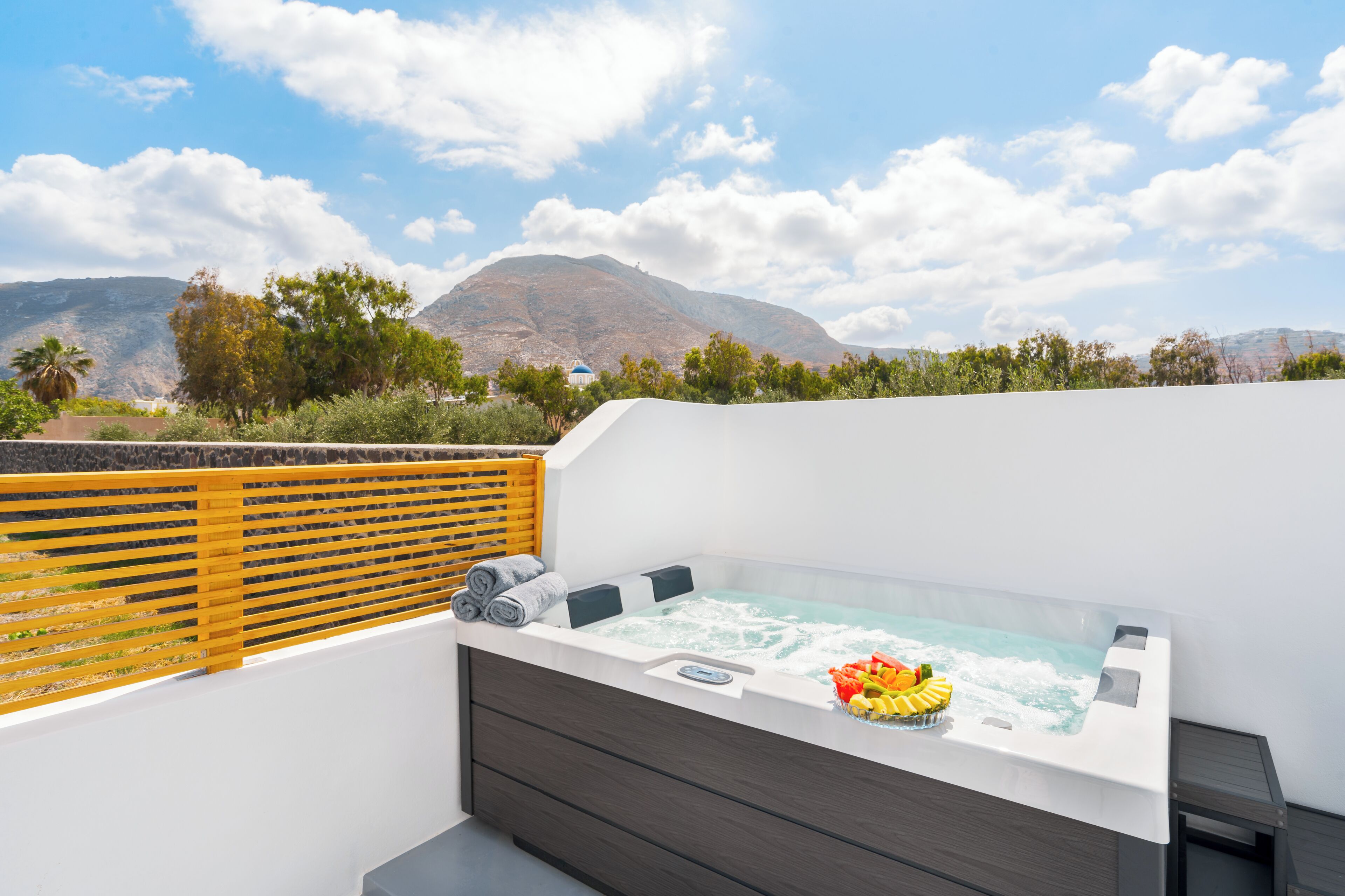Deluxe Apartment, Balcony, Mountain View | Outdoor spa tub