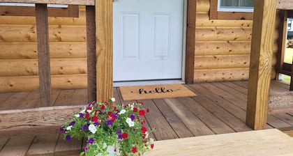 Comfy Cabin golf, fish, Illinois river, ATV, Kayak