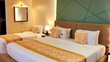 1 bedroom, in-room safe, desk, laptop workspace