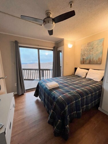 Winterplace D202-Ski-in and Ski-out -Second Floor