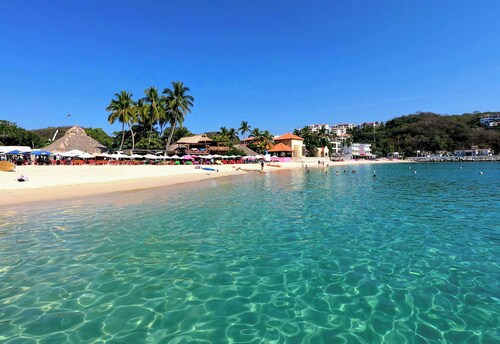 Casa Bugambilia - Santa Cruz Alberca y playa!