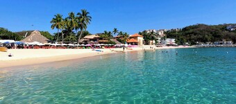 Casa Bugambilia-Santa Cruz Pool & walk to Beach!