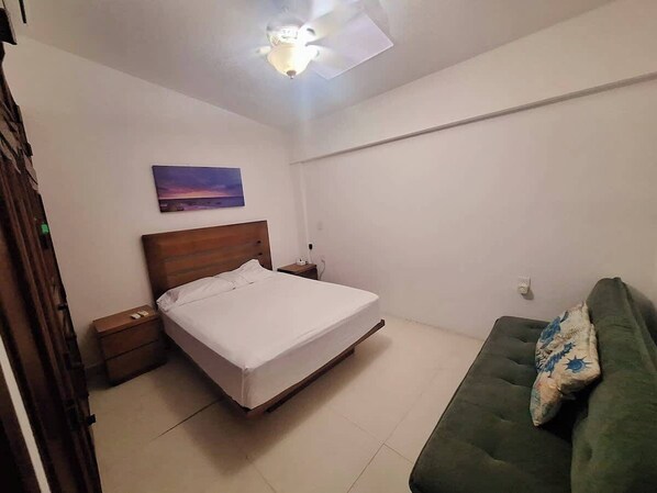 4 bedrooms, iron/ironing board, travel cot, WiFi