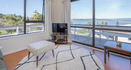 Centennial Seascape - Whitianga Holiday Home