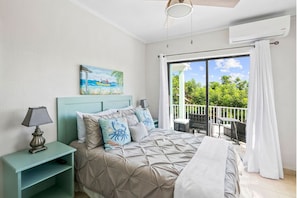 4 habitaciones, tabla de planchar con plancha y cuna de viaje