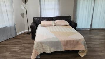 4 habitaciones, caja de seguridad en la habitación, wifi y ropa de cama