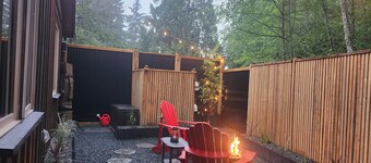 ONE NIGHT STAYS AVAILABLE OCT - FEB WILSEA HIDEAWAY, BEAUTIFUL NANOOSE BAY