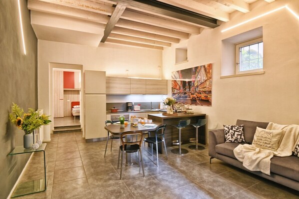 Interior - Appartamento Simone by Theater Home, in the heart of Gargnano (Gargnano)