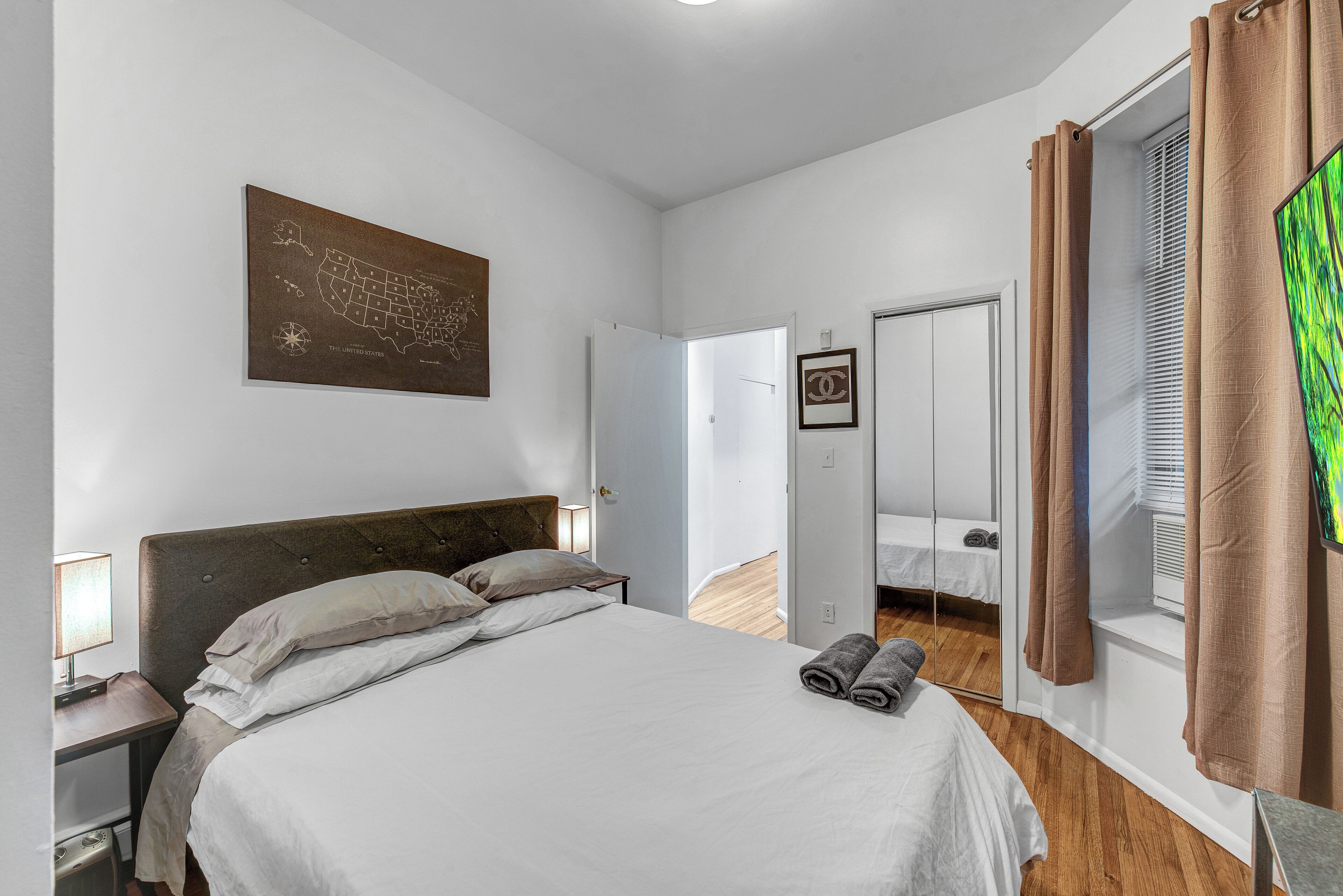 2 bedrooms, iron/ironing board, travel crib, free WiFi