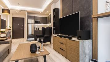 Een muziekbibliotheek en een stereo