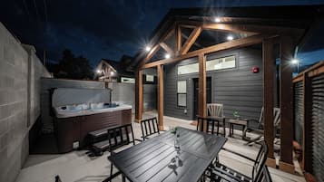 Family Suite, Mountain View | Terrace/patio