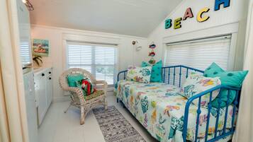 4 chambres, lit parapluie, Wi-Fi gratuit, draps fournis