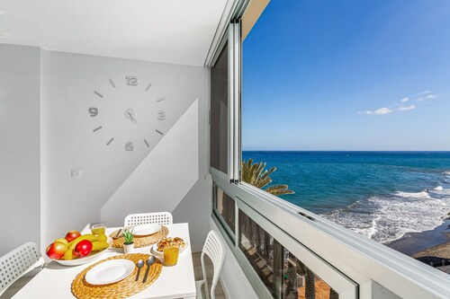 Newly Refurbished Beachfront Apartment with Sea View & Air Conditioning