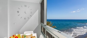 Newly Refurbished Beachfront Apartment with Sea View & Air Conditioning
