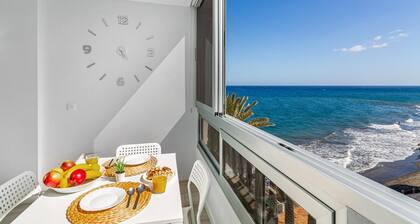 Newly Refurbished Beachfront Apartment with Sea View & Air Conditioning