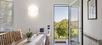 Apartment 'Ai Campi' with Private Garden, Balcony and Wi-Fi