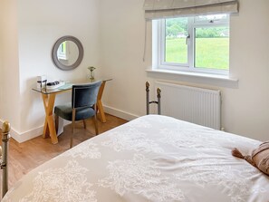 2 quartos, Wi-Fi de cortesia, roupa de cama