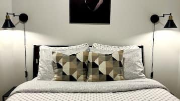 3 soveværelser, skrivebord, strygejern/strygebræt, weekendseng