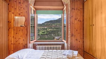 2 chambres, fer et planche Ă repasser, Wi-Fi gratuit, draps fournis