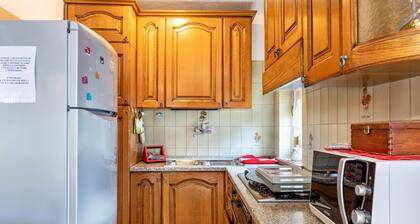 Apartamento 'Alloggio Chez Favre' con vistas a la montaña, jardín privado y Wi-Fi