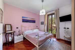 2 soverom, strykejern/-brett, wi-fi (inkludert) og sengetøy