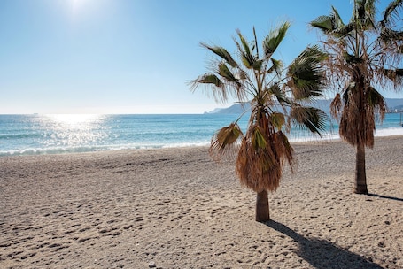 Beach nearby. Apartment 'Appartamento Di Osvaldo' with Wi-Fi