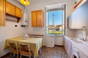 Interior - Apartment 'Appartamento Di Osvaldo' with Wi-Fi (Savona)
