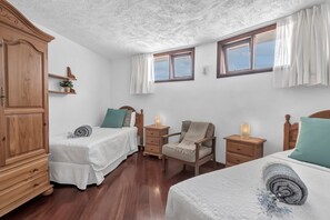 3 soverom, strykejern/-brett, wi-fi (inkludert) og sengetøy