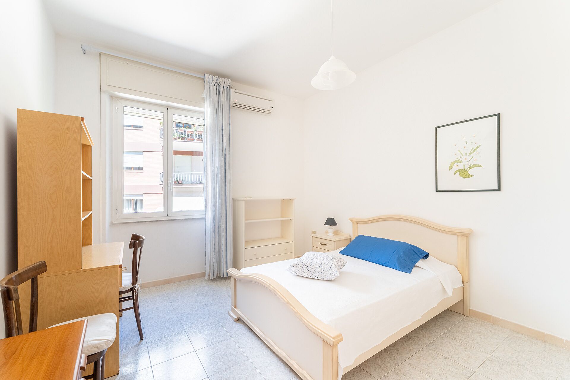 3 chambres, fer et planche à repasser, Wi-Fi, draps fournis