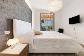 3 makuuhuonetta, silitysrauta/-lauta, ilmainen Wi-Fi, vuodevaatteet