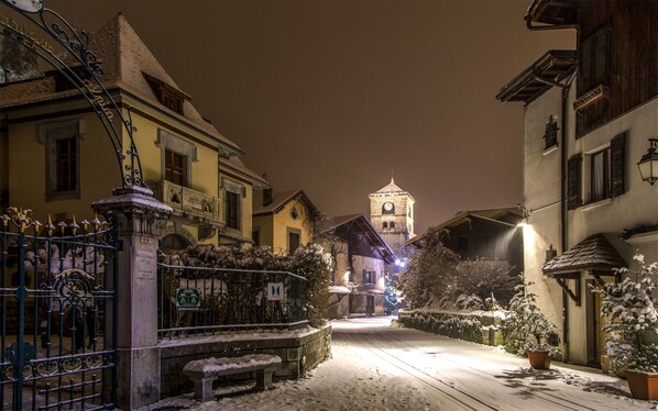 Exterior - Charming Apartment in the Heart of Samoëns with Balcony and Parking (Samoëns)