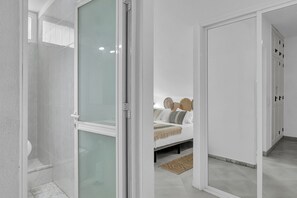 2 dormitorios, tabla de planchar con plancha, wifi gratis y ropa de cama