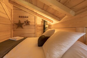 5 chambres, fer et planche à repasser, Wi-Fi gratuit, draps fournis
