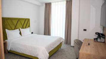 ์ต์คํด๋ฃจ์๋ธ ๋๋ธ๋ฃธ | 1 ๊ฐ์ ์นจ์ค, ์ด์งํธ์ฐ ๋ฉด ์ํธ, ๊ณ ๊ธ ์นจ๊ตฌ, ์ฑ
์