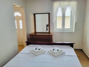1 Schlafzimmer, Bügeleisen/Bügelbrett, kostenloses WLAN, Bettwäsche