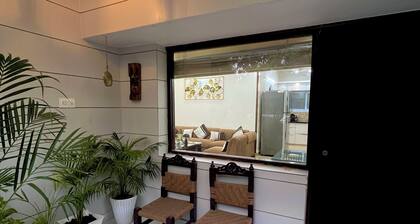 Patio Paradise, Pitampura
Cozy and peaceful 3BHK Condo