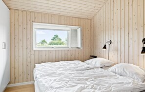 4 soverom, reiseseng for barn og wi-fi (inkludert)