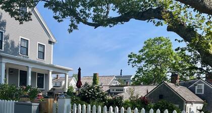 Freestanding West End Cottage on Private Lane near Beach w/ Parking