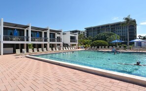 A heated pool - Beachplace 11-302 by FGC (Longboat Key)